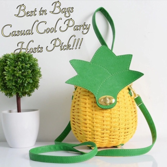 Matilda Collections Handbags - Hand Made Woven Pineapple bag HP Casual Cool 🎉😍